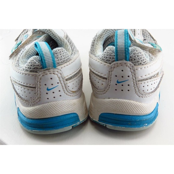 Nike White Synthetic Athletic Toddler‎ Girls Sz 6 - Picture 4 of 6
